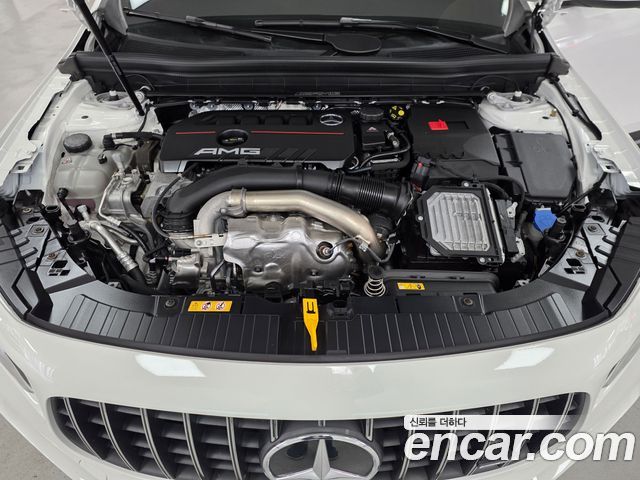 Mercedes-Benz GLB-Class (X247) AMG GLB35 4MATIC 2025 — фото 6