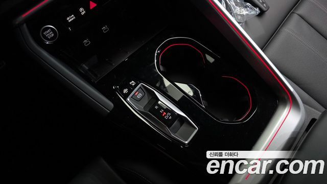 Audi Q5 (80A) 45 TFSI Quattro S Line Black Ediiton 2025 — фото 9