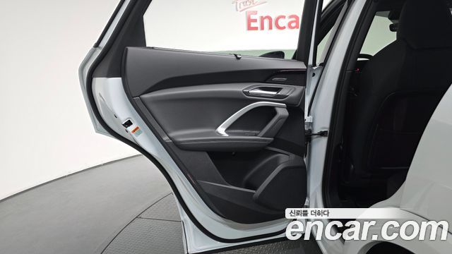 Audi Q5 (80A) 45 TFSI Quattro S Line Black Ediiton 2025 — фото 25