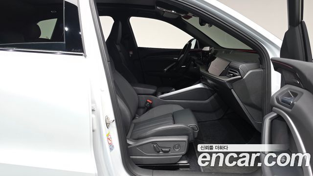 Audi Q5 (80A) 45 TFSI Quattro S Line Black Ediiton 2025 — фото 26