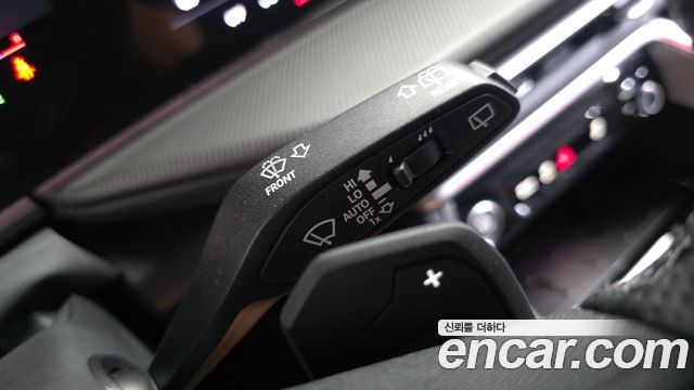 Audi Q5 (80A) 45 TFSI Quattro S Line Black Ediiton 2025 — фото 32
