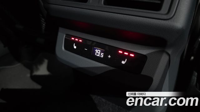 Audi Q5 (80A) 45 TFSI Quattro S Line Black Ediiton 2025 — фото 33