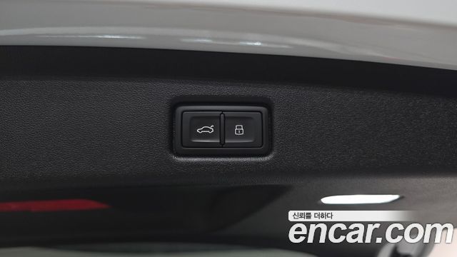 Audi Q5 (80A) 45 TFSI Quattro S Line Black Ediiton 2025 — фото 34