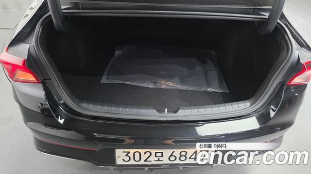Kia K5 (III) 2.0 Prestige 2021 — фото 20