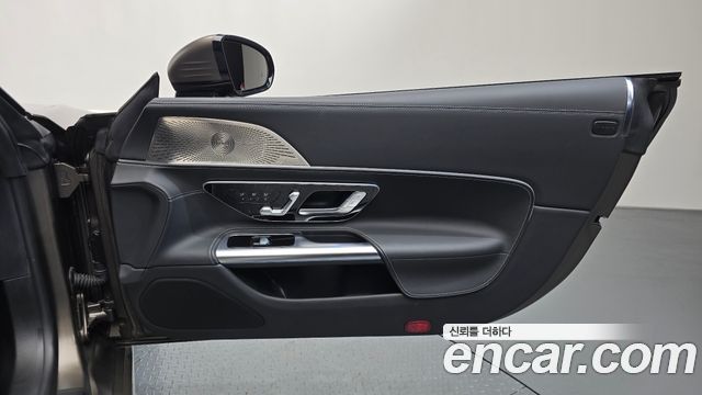 Mercedes-Benz SL-Class (R232) AMG SL63 4MATIC+ 2023 — фото 30