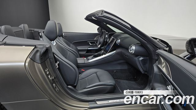 Mercedes-Benz SL-Class (R232) AMG SL63 4MATIC+ 2023 — фото 32