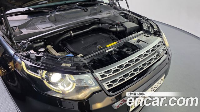 Land Rover Discovery Sport 2.2 SD4 HSE Luxury 2015 — фото 6