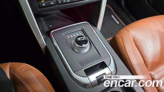 Land Rover Discovery Sport 2.2 SD4 HSE Luxury 2015 — фото 9
