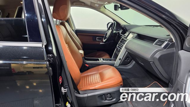 Land Rover Discovery Sport 2.2 SD4 HSE Luxury 2015 — фото 11