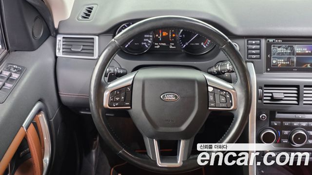 Land Rover Discovery Sport 2.2 SD4 HSE Luxury 2015 — фото 13