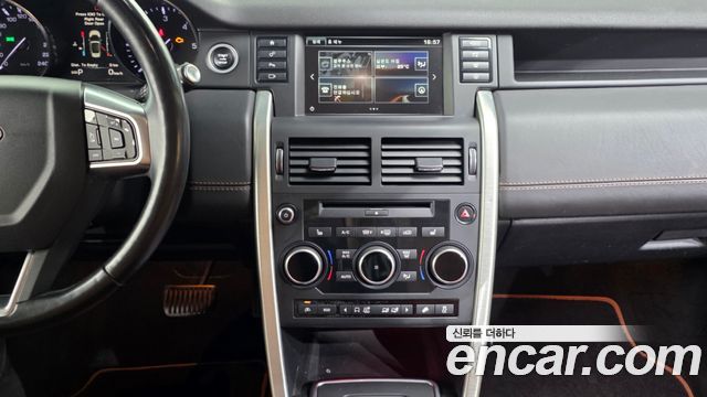 Land Rover Discovery Sport 2.2 SD4 HSE Luxury 2015 — фото 14
