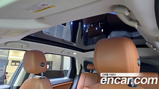 Land Rover Discovery Sport 2.2 SD4 HSE Luxury 2015 — фото 18