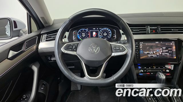 Volkswagen Passat GT (B8) 2.0 TDI Prestige 2022 — фото 12
