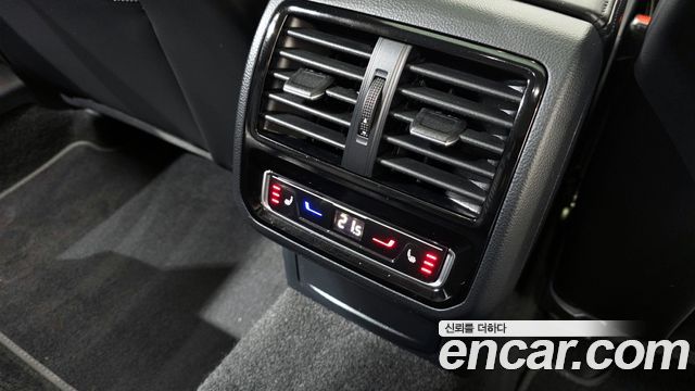 Volkswagen Passat GT (B8) 2.0 TDI Prestige 2022 — фото 18