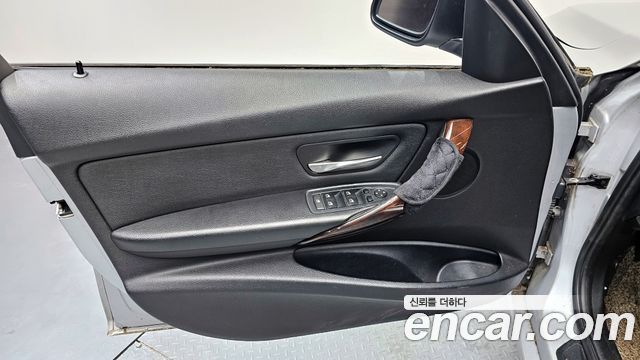 BMW 3 Series (F30) 320d 2013 — фото 24