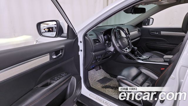 Renault Korea QM6 2.0 GDe PREMIERE 2WD 2022 — фото 10