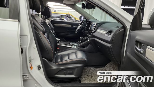 Renault Korea QM6 2.0 GDe PREMIERE 2WD 2022 — фото 11
