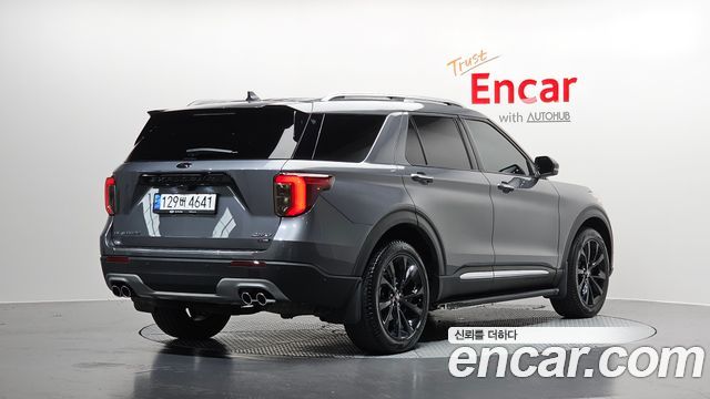 Ford Explorer (VI) 3.0 Platinum 4WD 2021 — фото 2