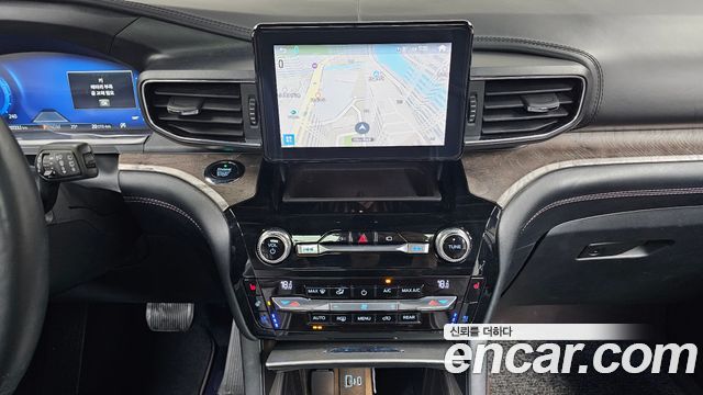 Ford Explorer (VI) 3.0 Platinum 4WD 2021 — фото 12