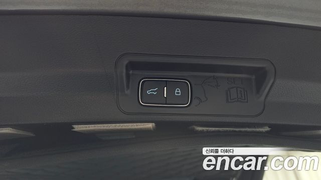 Ford Explorer (VI) 3.0 Platinum 4WD 2021 — фото 16