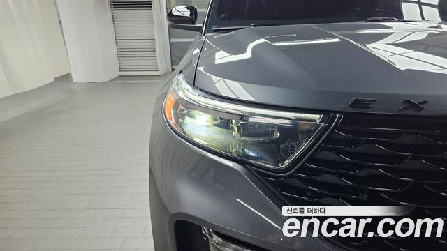 Ford Explorer (VI) 3.0 Platinum 4WD 2021 — фото 22