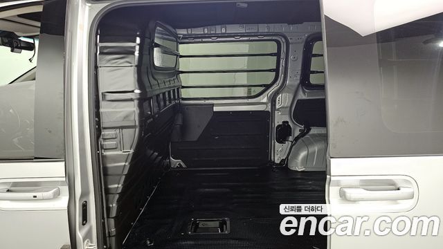 Hyundai Staria Cargo 3-Seater Modern 2023 — фото 11