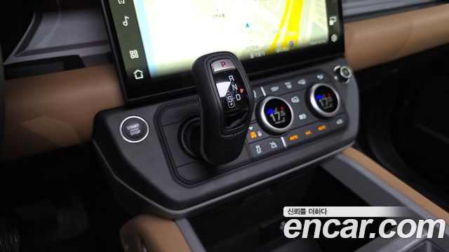 Land Rover Defender (L663) 130 P400 X-Dynamic HSE 2026 — фото 9