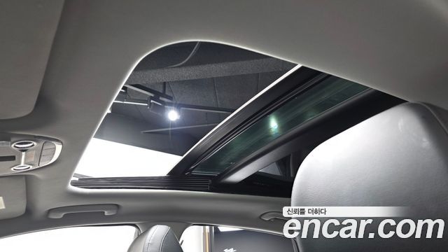 Hyundai Grandeur (IG) 3.0 LPi Rent Car Modern 2022 — фото 30