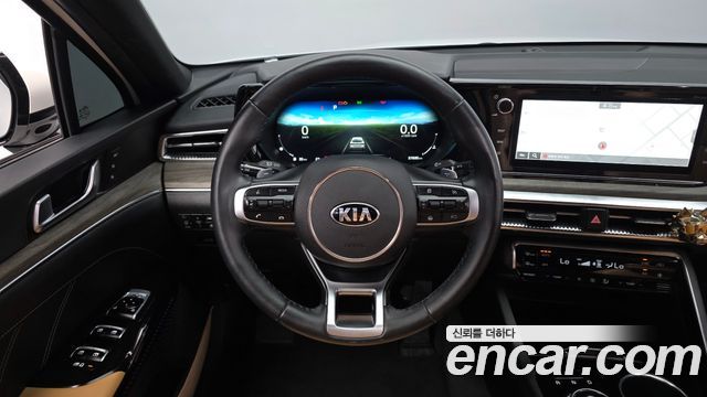 Kia K5 (III) 2.0 Signature 2021 — фото 13