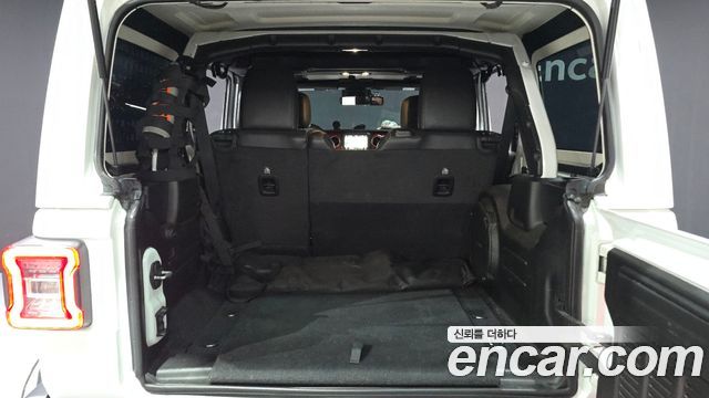 Jeep Wrangler (JL) 2.0 Overland 4Door 2019 — фото 20
