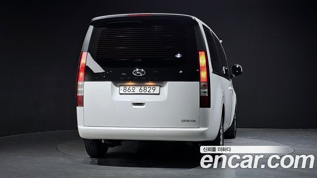 Hyundai Staria Cargo 3-Seater Modern 2022 — фото 4