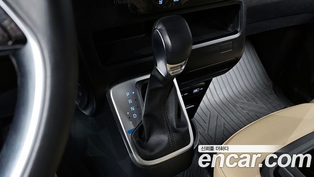 Hyundai Staria Cargo 3-Seater Modern 2022 — фото 9