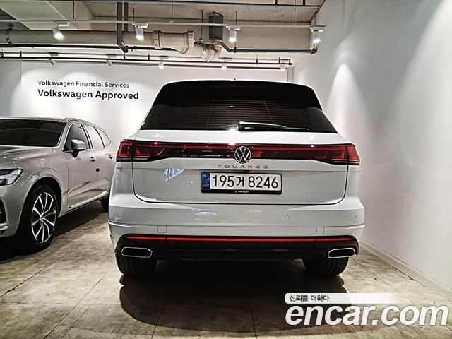 Volkswagen Touareg (III) 3.0 TDI Prestige 2024 — фото 4