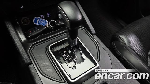 KG Mobility (SsangYong) Rexton Sports Khan Diesel 2.2 4WD Wild 2024 — фото 9