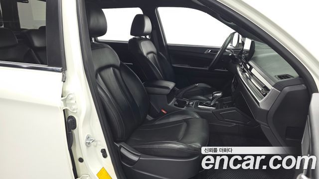 KG Mobility (SsangYong) Rexton Sports Khan Diesel 2.2 4WD Wild 2024 — фото 12