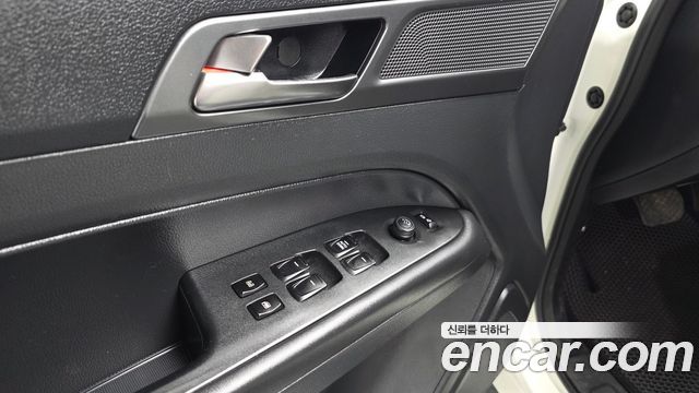 KG Mobility (SsangYong) Rexton Sports Khan Diesel 2.2 4WD Wild 2024 — фото 26