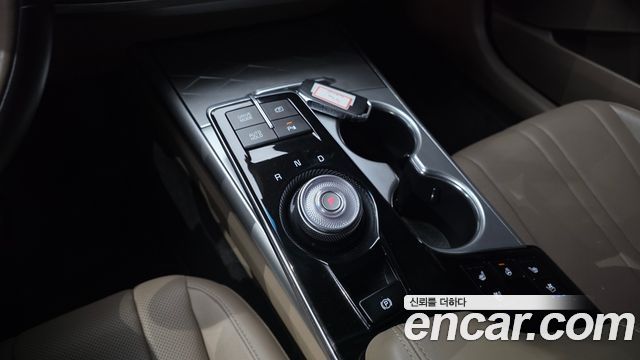 Kia K8 2.5 Gasoline 2WD Noblesse 2023 — фото 9