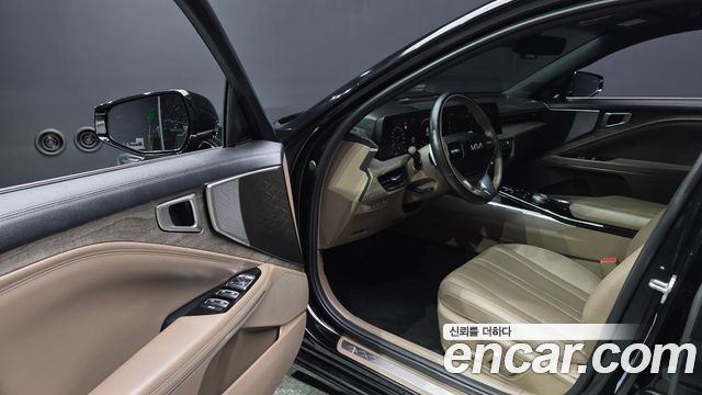 Kia K8 2.5 Gasoline 2WD Noblesse 2023 — фото 10