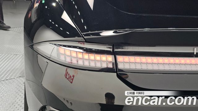 Hyundai Ioniq 6 Long Range AWD Exclusive + 2023 — фото 23