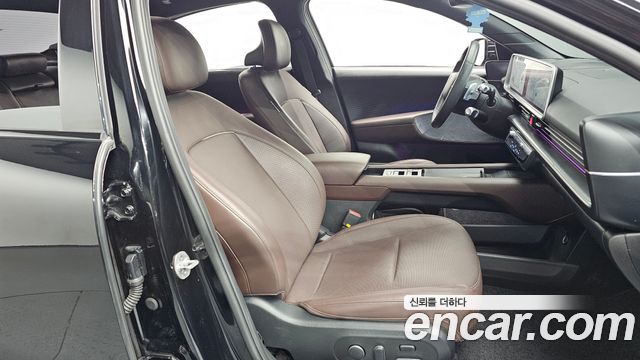 Hyundai Ioniq 6 Long Range AWD Exclusive + 2023 — фото 26