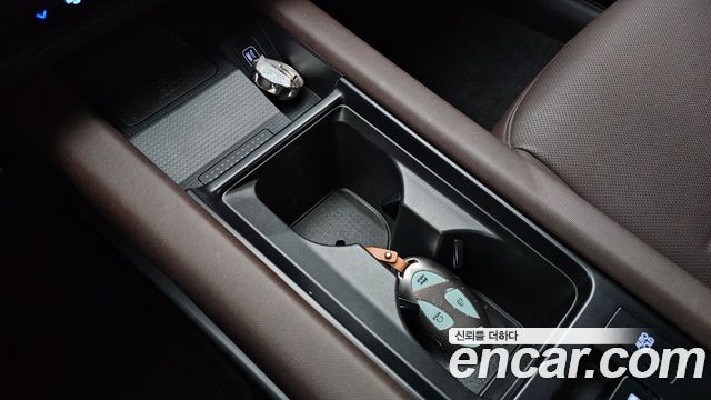 Hyundai Ioniq 6 Long Range AWD Exclusive + 2023 — фото 27
