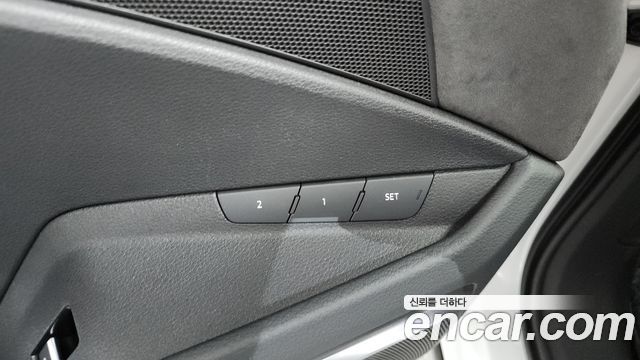 Audi e-tron 55 Quattro Sportback 2021 — фото 30