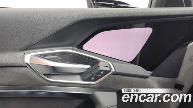 Audi e-tron 55 Quattro Sportback 2021 — фото 37