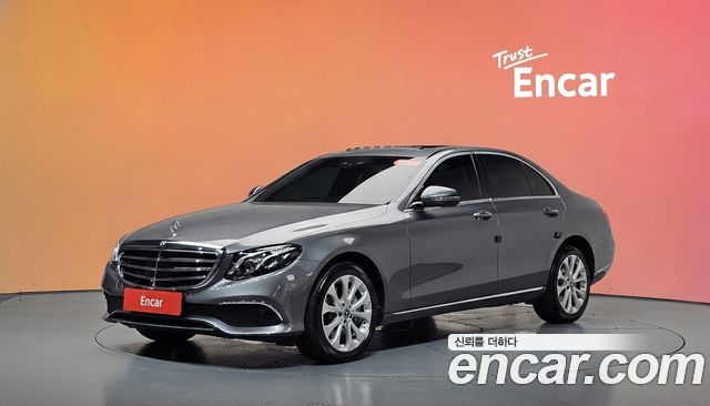 Mercedes-Benz E-Class (W213) E300 4MATIC Exclusive 2020 — фото 1