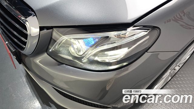 Mercedes-Benz E-Class (W213) E300 4MATIC Exclusive 2020 — фото 22