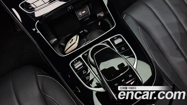 Mercedes-Benz E-Class (W213) E300 4MATIC Exclusive 2020 — фото 32