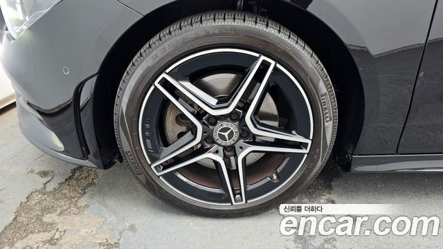 Mercedes-Benz CLA-Class (C118) CLA250 4MATIC 2022 — фото 5