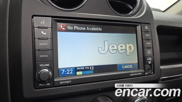 Jeep Compass 2.4 Limited 1st 2012 — фото 16