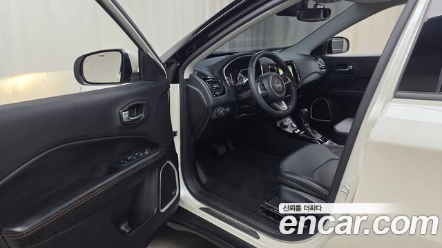 Jeep Compass (II) 2.4 Limitied AWD 2019 — фото 10