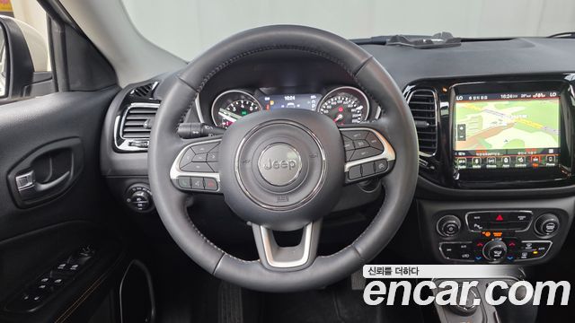 Jeep Compass (II) 2.4 Limitied AWD 2019 — фото 15